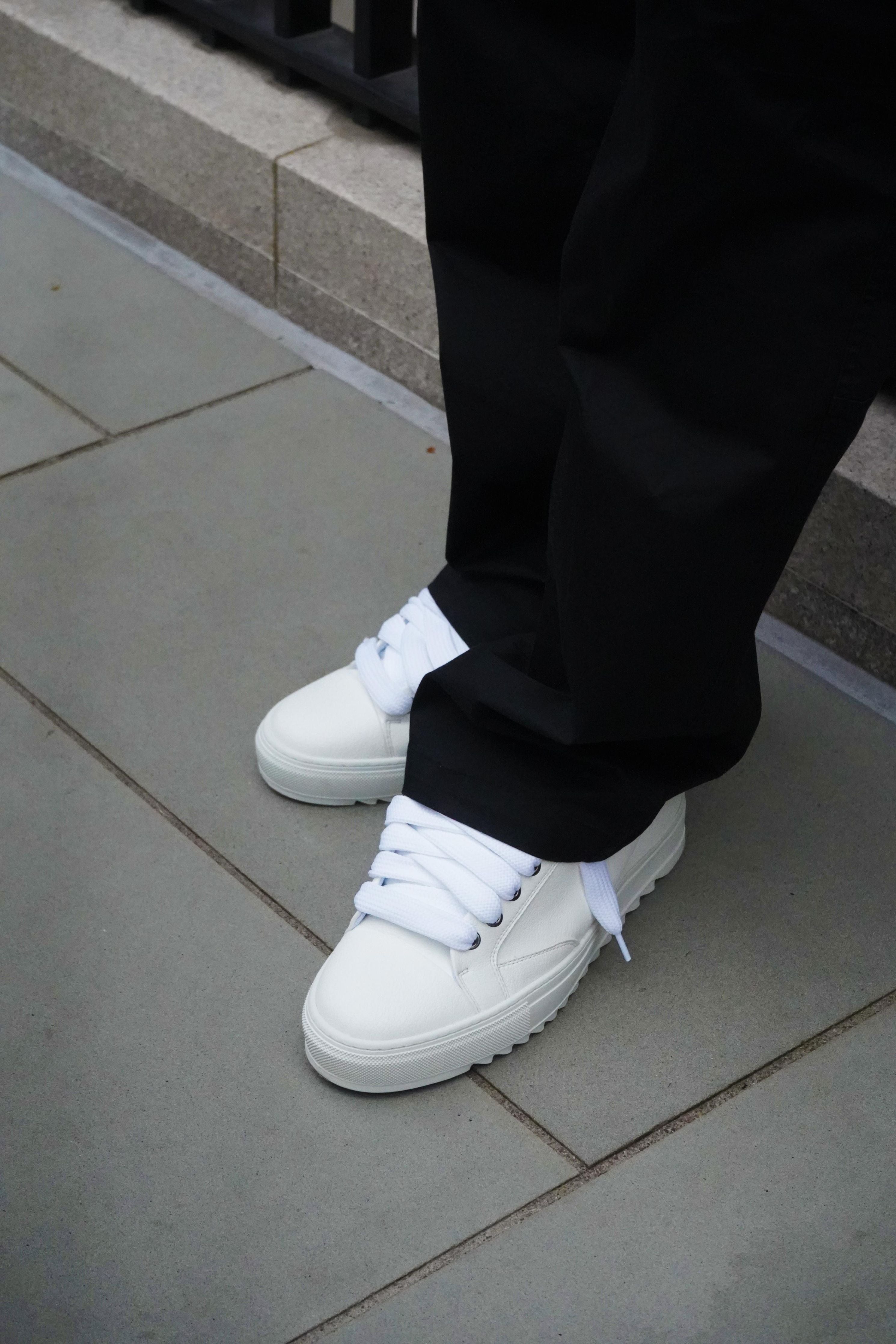 Atelier - Acrylic White